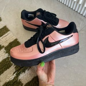 Nike Air Force 1 metallic rose gold